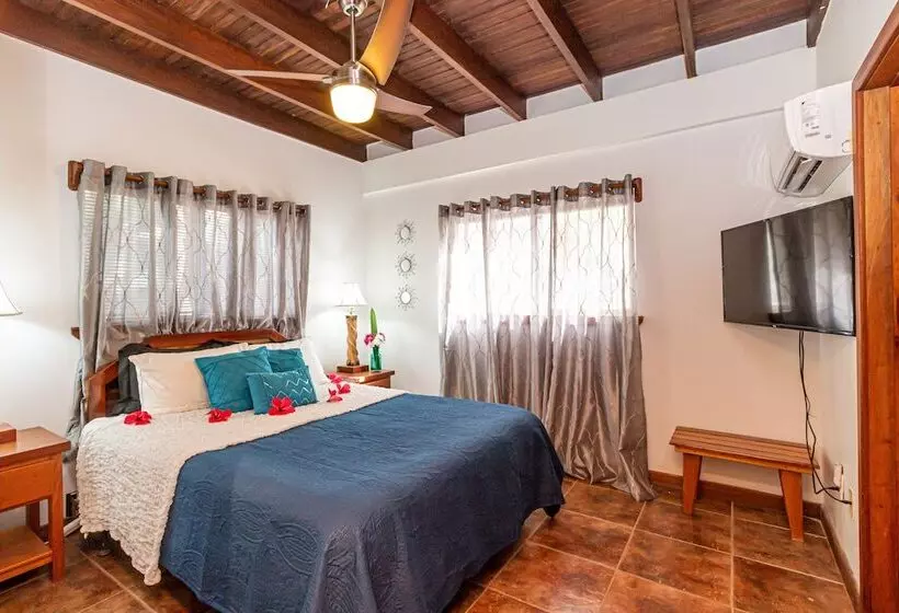 Tres Cocos Resort