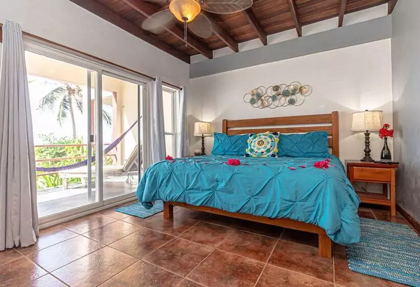 Tres Cocos Resort