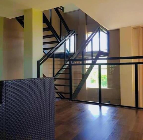 민박 A And G Lodge