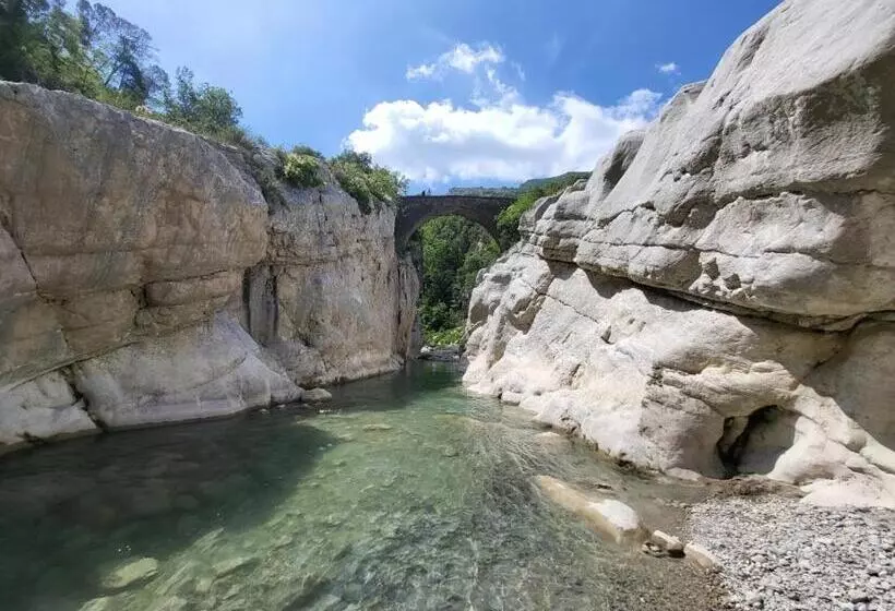 Aamiaismajoitus (B&B) Lou Mas Del Ranc