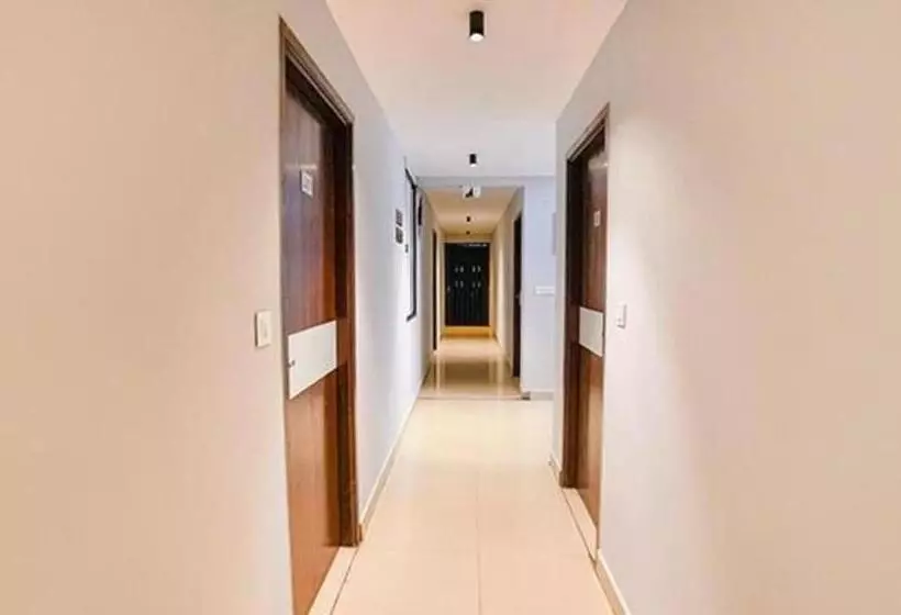Fabhotel Earth   Nr Phoenix Marketcity Chennai