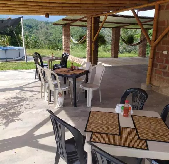 ホテル Altos Del Reposo Casa Campestre