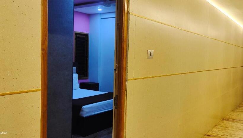 Otel Cauvery Paradise