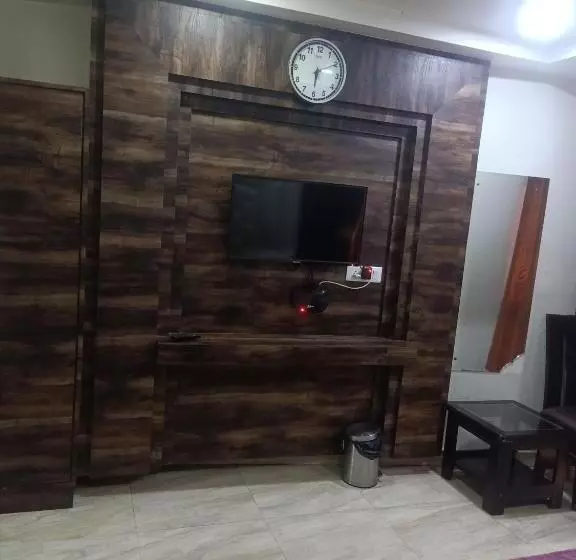 ホテル Ghkaushalya
