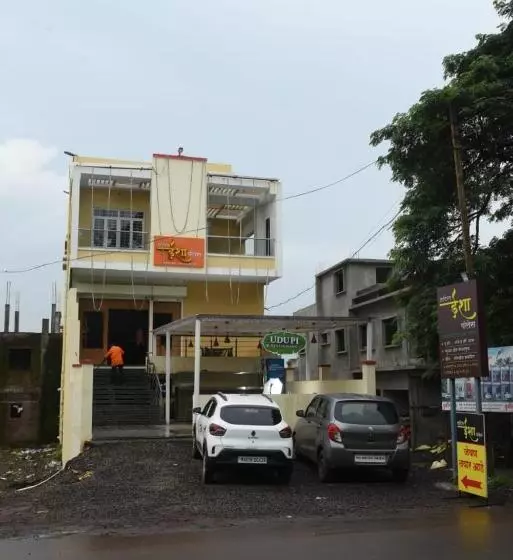 Hotelli Isha Palace