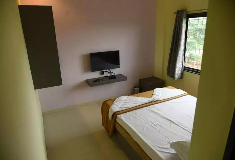 Hotelli Isha Palace