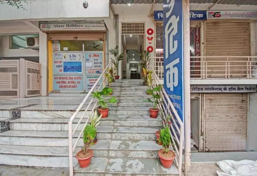 هتل O Shree Shyam Palace