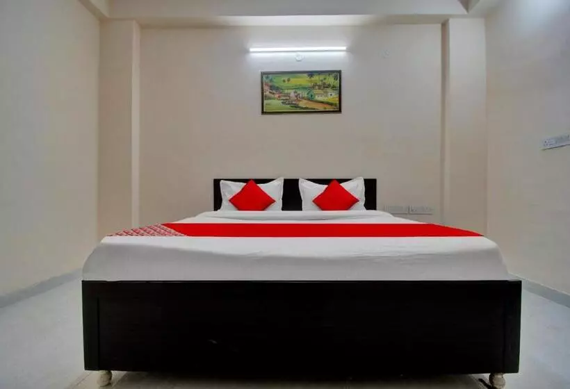 هتل O Shree Shyam Palace