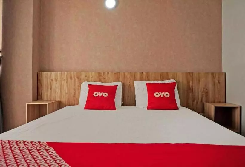 Hotelli Oyo Life 92962 Apartement Sentraland Karawang By Ratna