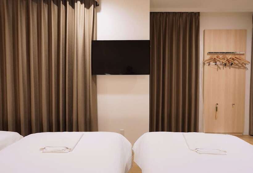 Hotel Park Central Sakura