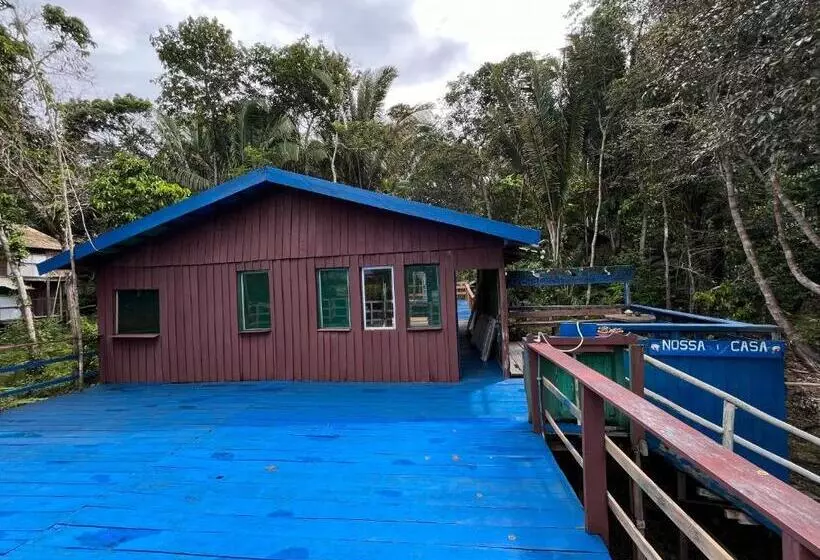 ホテル Trapiche Eco Amazon Lodge