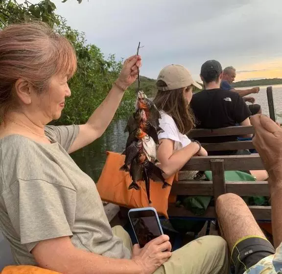 ホテル Trapiche Eco Amazon Lodge