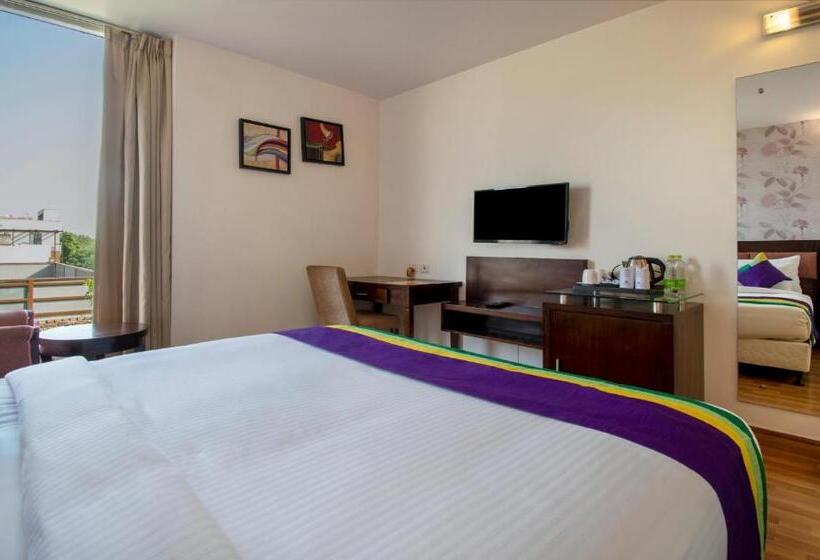 Hotel Treebo Premium Rose Mallow