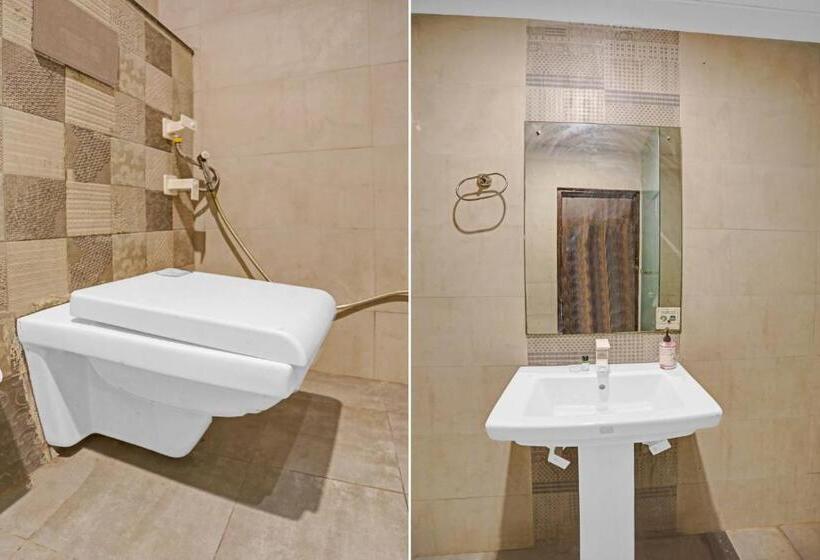 فندق Wish Leisure, Noida, Sector 104