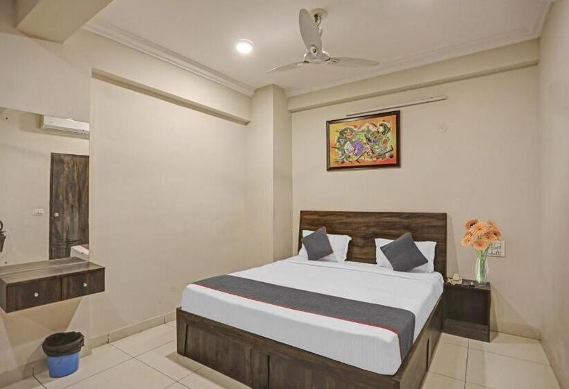 فندق Wish Leisure, Noida, Sector 104