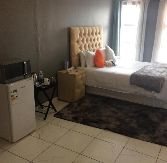 פנסיון De Capital Guest House