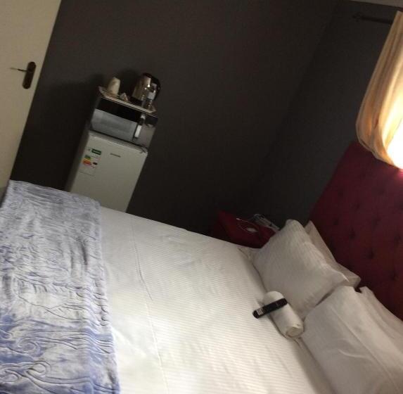 פנסיון De Capital Guest House