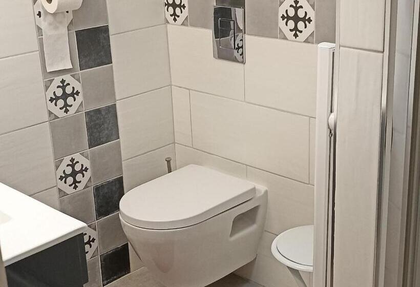 פנסיון Chambre Douillette Pour 2 à Bruyères   Proche Centre Et Randonnées   Fr 1 589 602