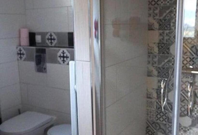 פנסיון Chambre Douillette Pour 2 à Bruyères   Proche Centre Et Randonnées   Fr 1 589 602