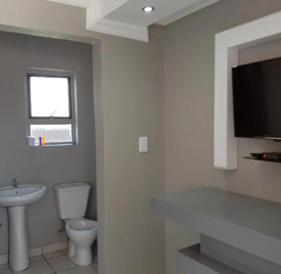 פנסיון Ndivho Guesthouse