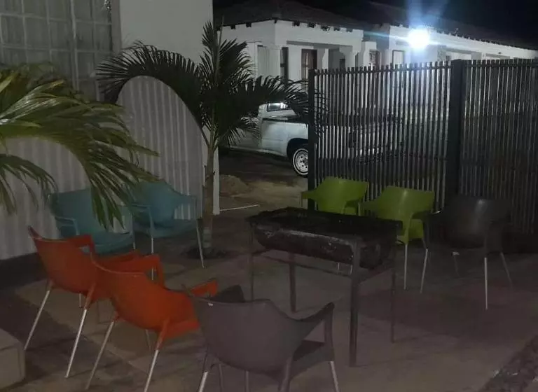ペンション Ndivho Guesthouse