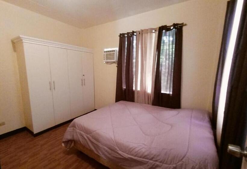 پانسیون Raymundo Residence