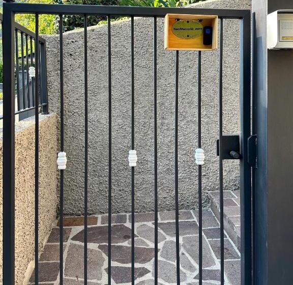 بنسيون Viasanmarco12.apt