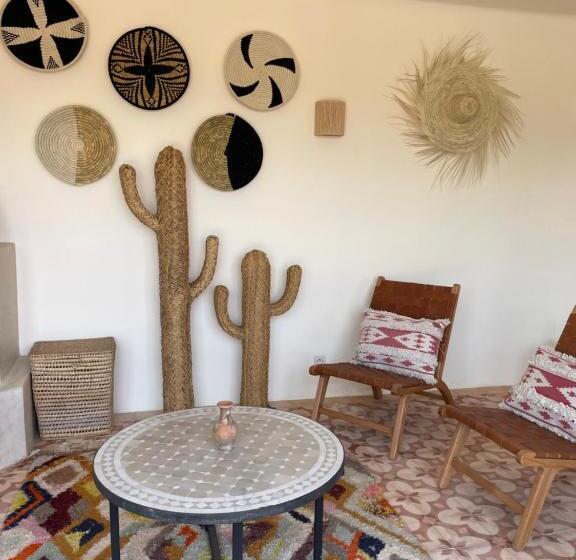 פנסיון Villa Des Arganiers