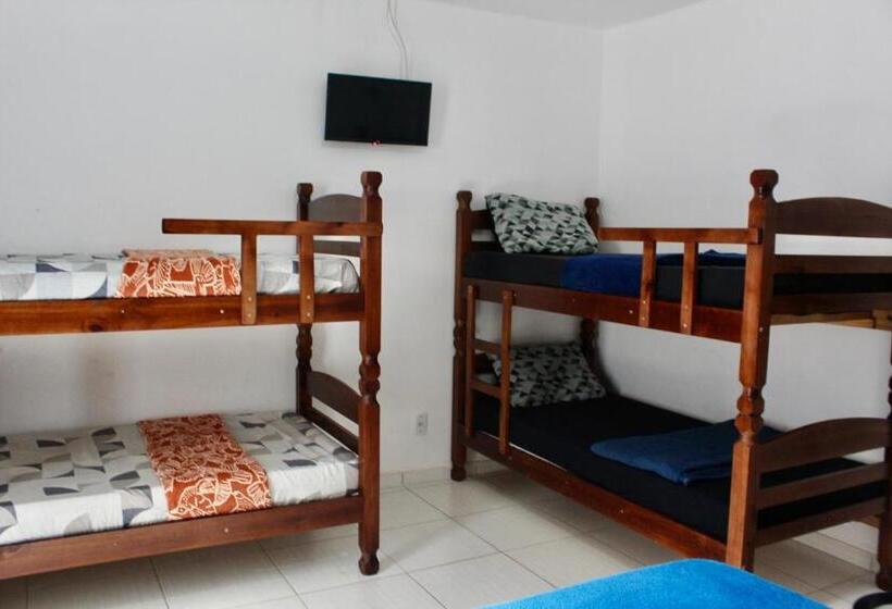 Herberge Aloha Suites