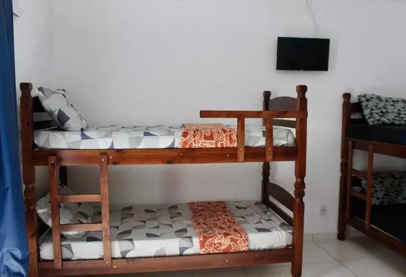 هاستل Aloha Suites