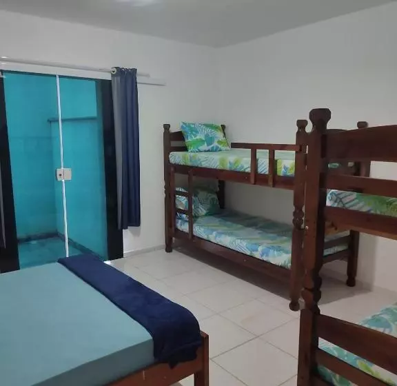 هاستل Aloha Suites