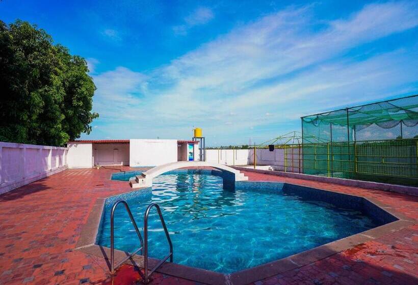 Manyura Hotels & Resorts