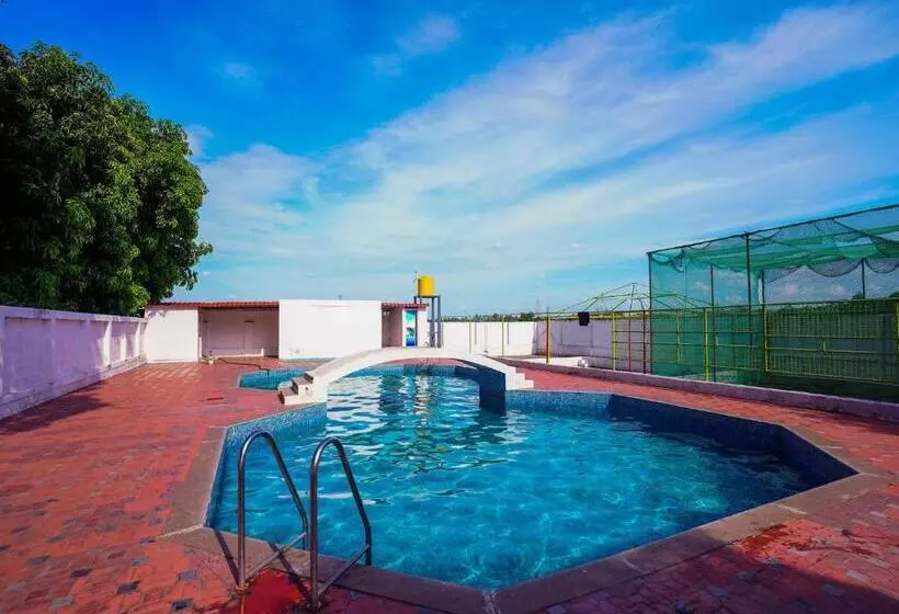 Manyura Hotels & Resorts