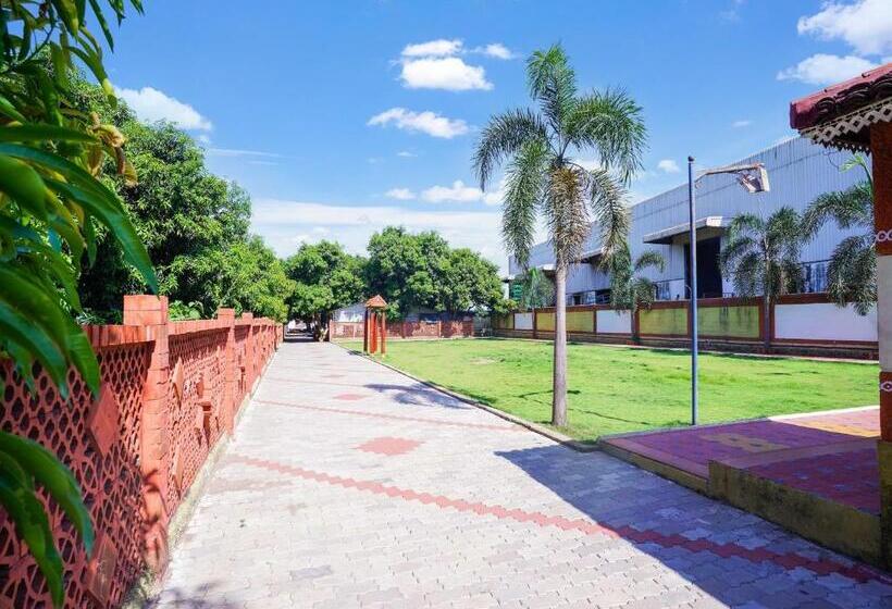 Manyura Hotels & Resorts