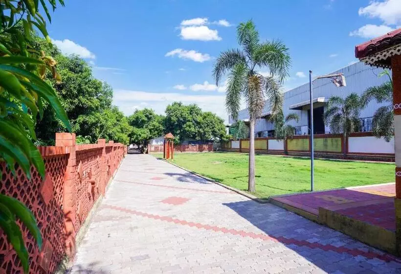 Manyura Hotels & Resorts