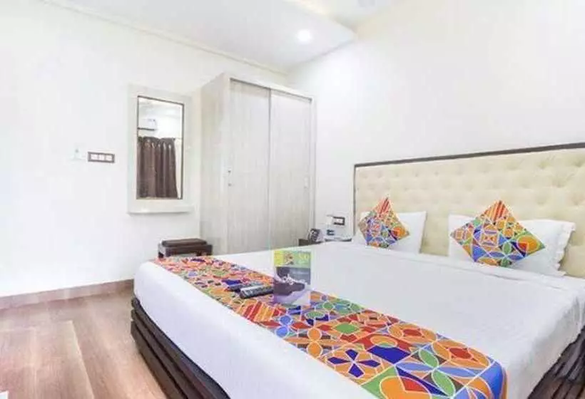 ホテル Fabexpress Orchid The Sky