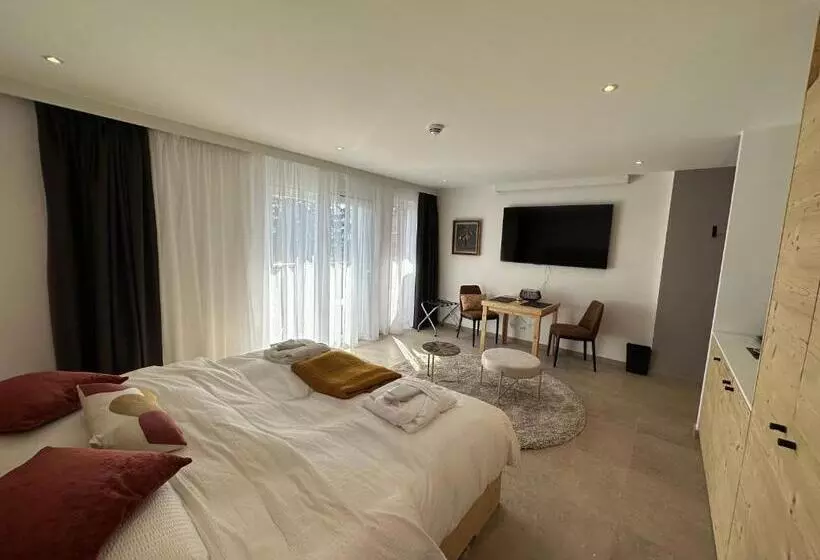 ホテル John S Lodge