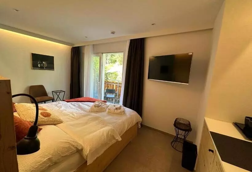 ホテル John S Lodge