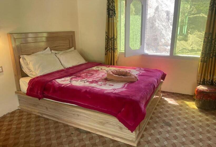 هتل Karakoram Highway Inn Hunza