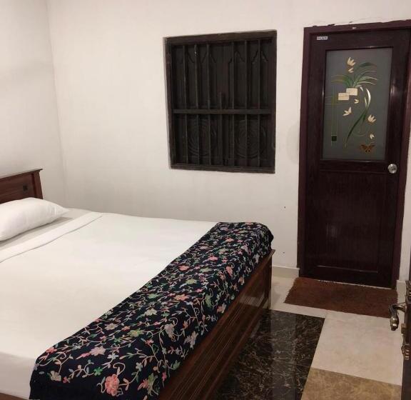 פנסיון Dana S Villa