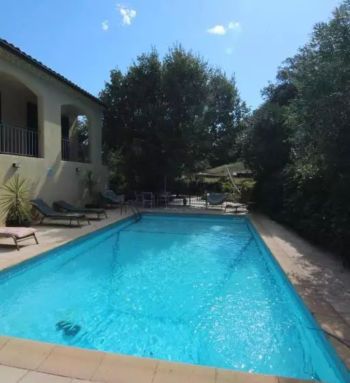 Majatalo Joli Studio Indépendant Avec Kitchenette