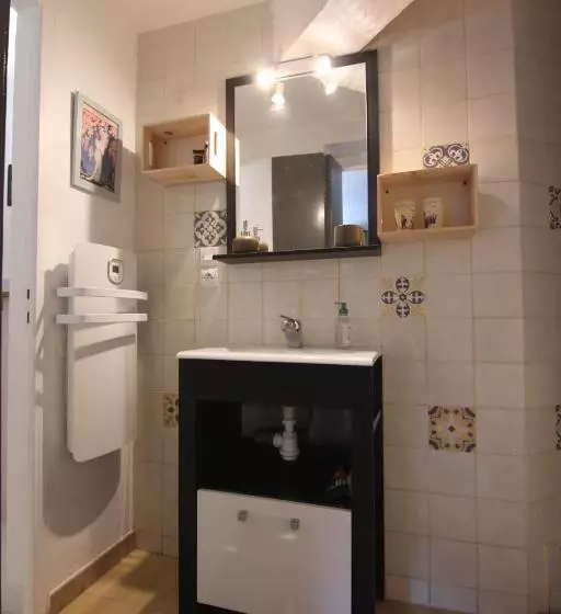 Majatalo Joli Studio Indépendant Avec Kitchenette