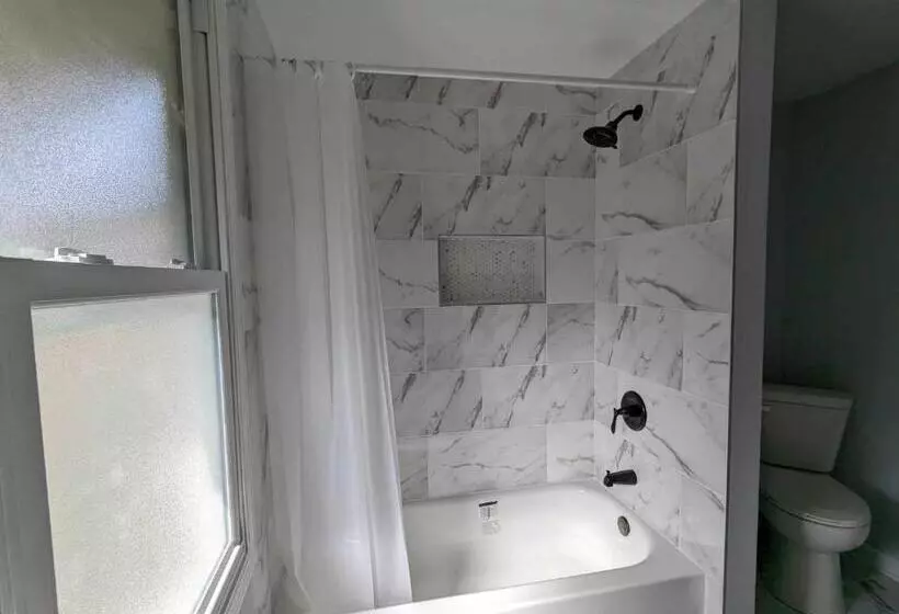 Majatalo Lh Guest House