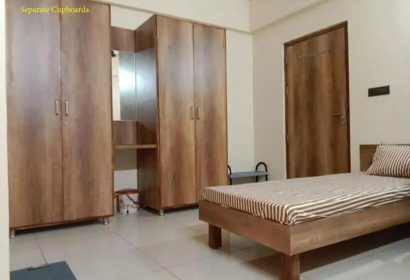 Retkeilymaja Geeta Residency