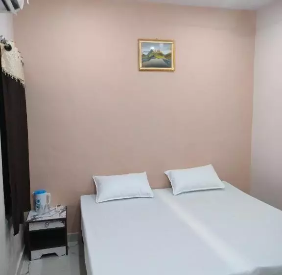 تختخواب و صبحانه Aditya Home Stay