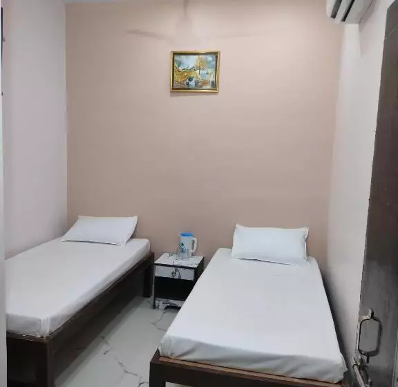 Aamiaismajoitus (B&B) Aditya Home Stay