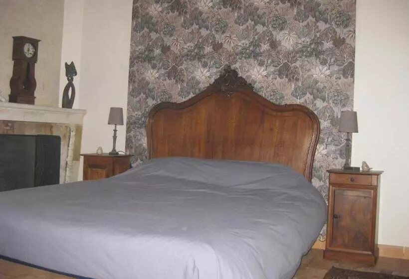 تختخواب و صبحانه La Maison