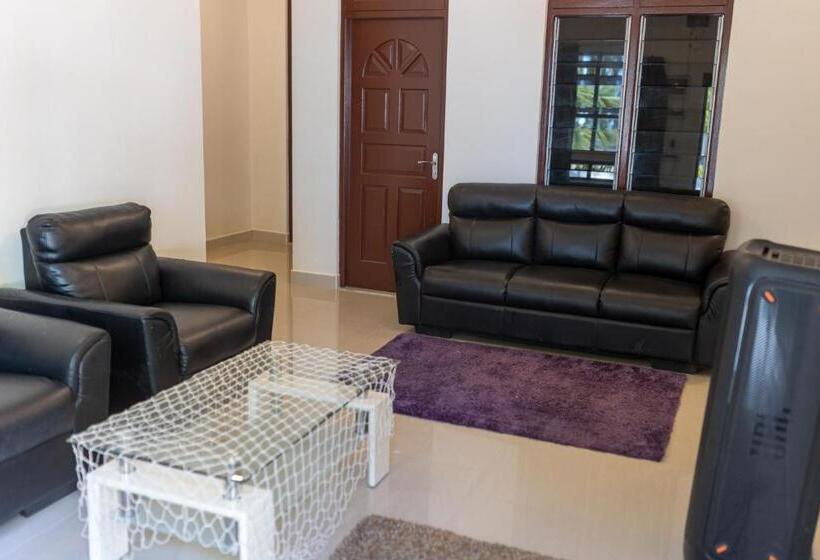 هتل Captal Beach Villa