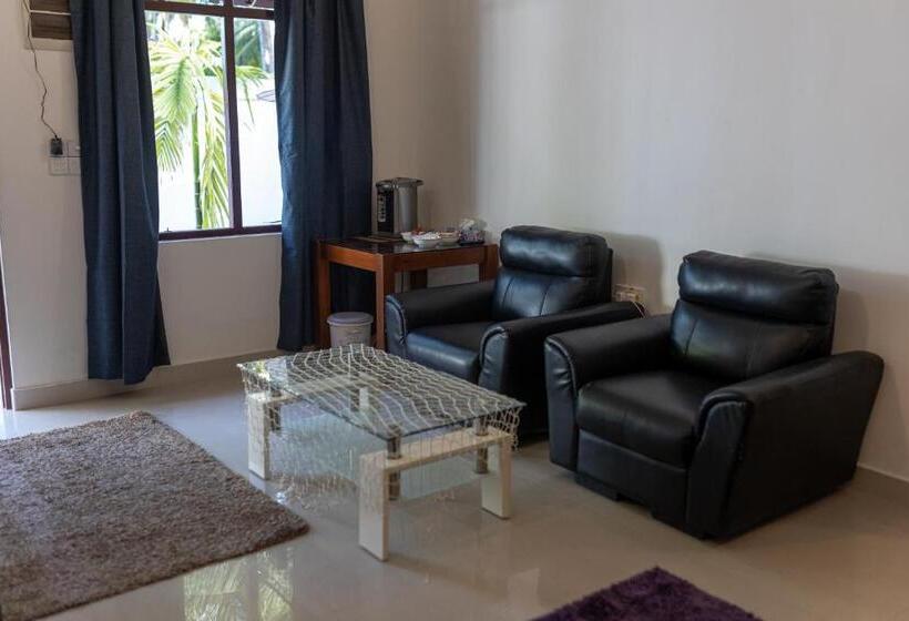 هتل Captal Beach Villa