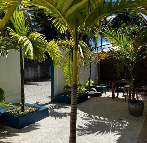 هتل Captal Beach Villa